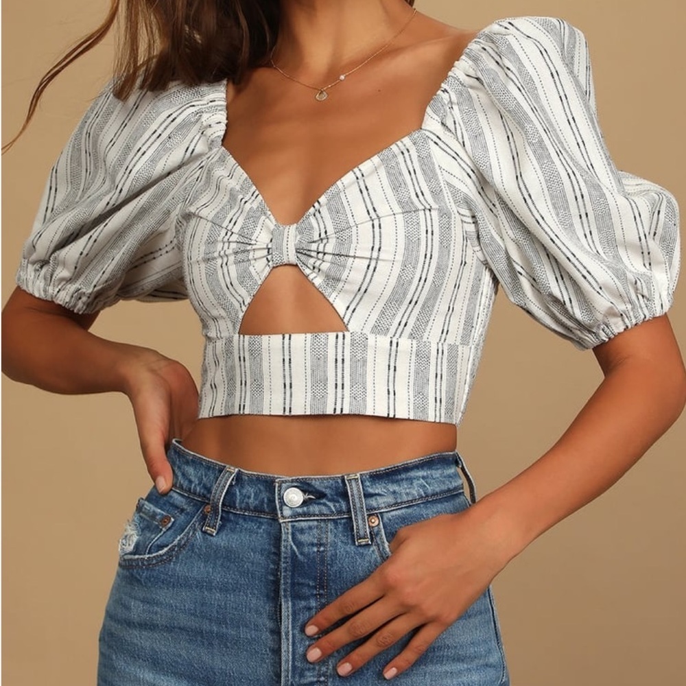 Lulu's White Pinstripe Balloon Sleeve Bow Crop Top Women's Small